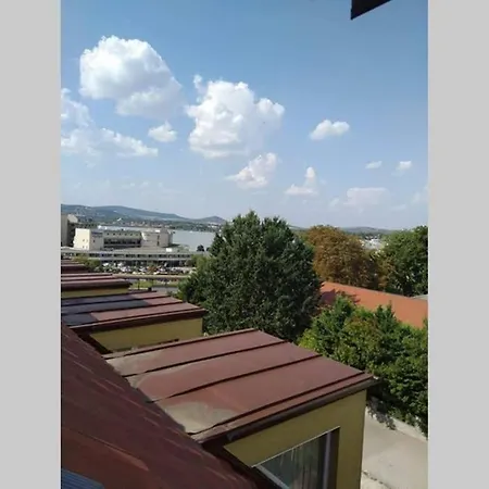 Apartment Velencei To Apartmanhaz *