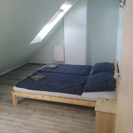 Velencei To Apartmanhaz *
